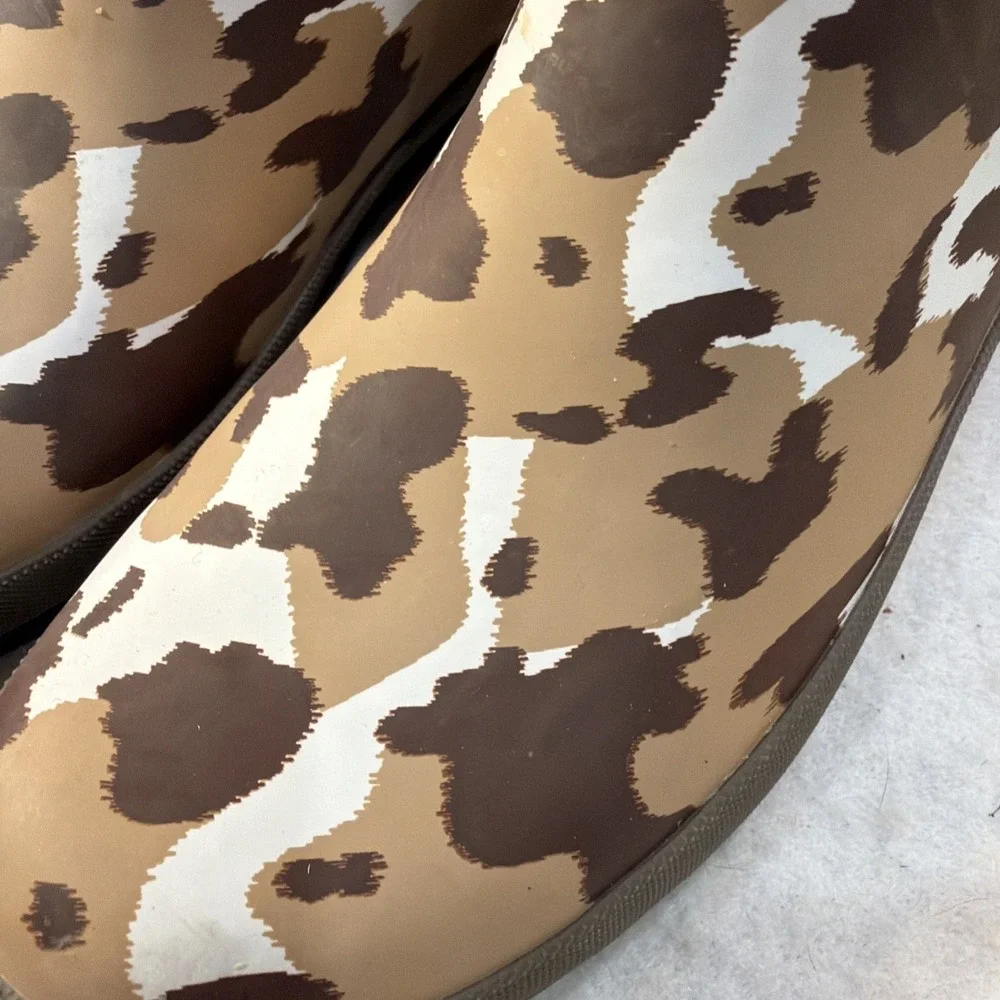 Simply Southern Women's Tan Camo Print Rain Boots Size 9 Brand New